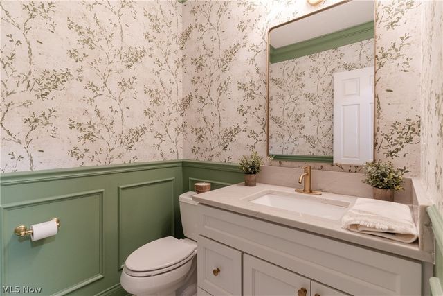 8955 Stoneybrook Drive, Broadview Heights, OH 44147