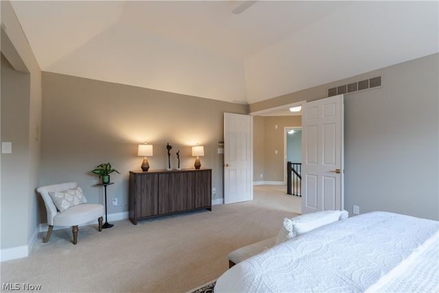 8955 Stoneybrook Drive, Broadview Heights, OH 44147