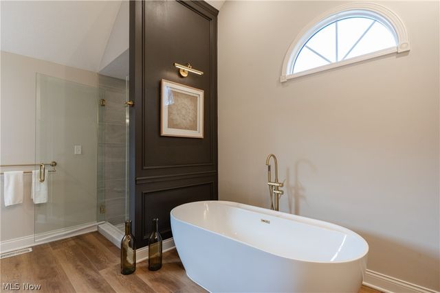 8955 Stoneybrook Drive, Broadview Heights, OH 44147