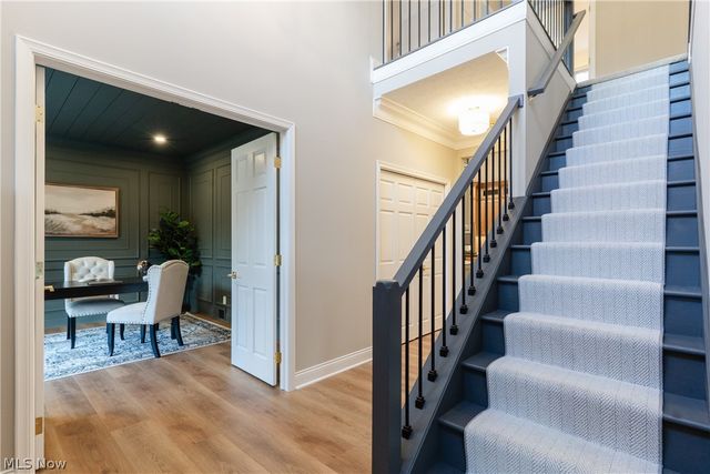 8955 Stoneybrook Drive, Broadview Heights, OH 44147