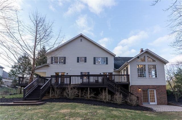 8955 Stoneybrook Drive, Broadview Heights, OH 44147