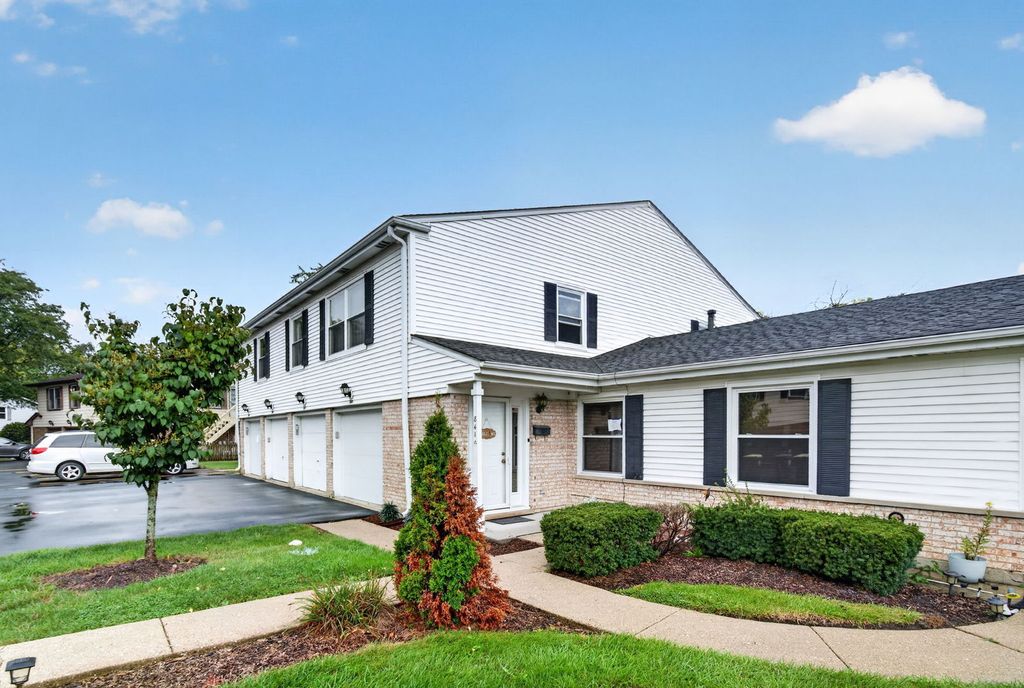 841 Pahl Road, Elk Grove Village, IL 60007 — exterior