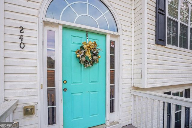 240 Grove Pointe Drive, Locust Grove, GA 30248