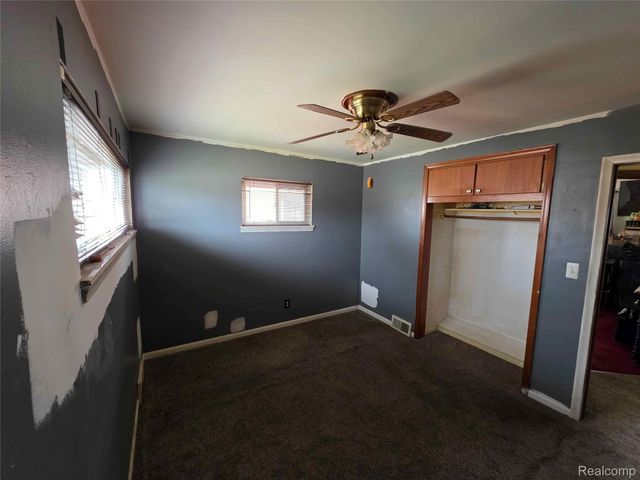 25784 Collingwood Street, Roseville, MI 48066