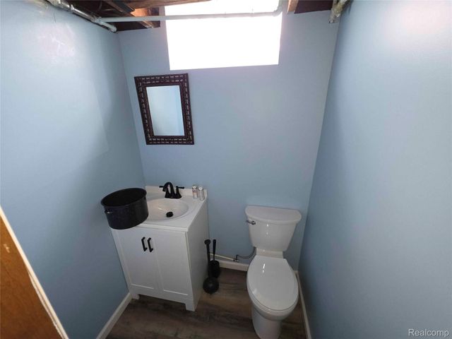 25784 Collingwood Street, Roseville, MI 48066