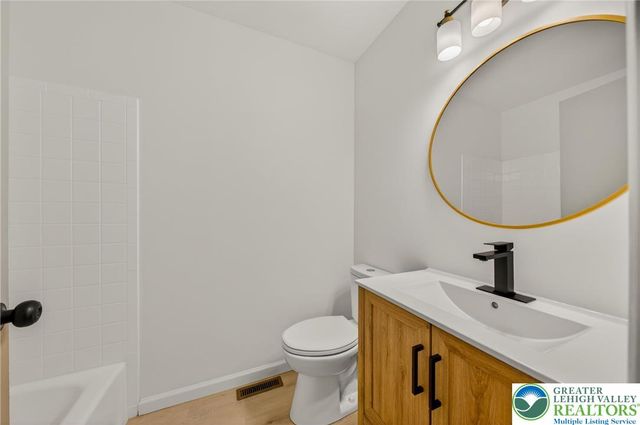 1407 Presidential Drive, Whitehall Twp, PA 18052