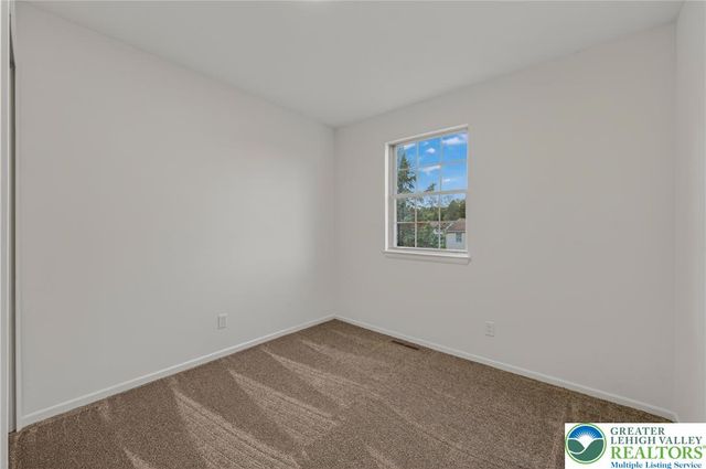 1407 Presidential Drive, Whitehall Twp, PA 18052