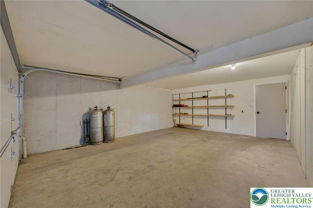 1407 Presidential Drive, Whitehall Twp, PA 18052