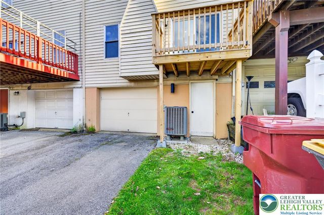 1407 Presidential Drive, Whitehall Twp, PA 18052