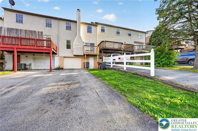 1407 Presidential Drive, Whitehall Twp, PA 18052