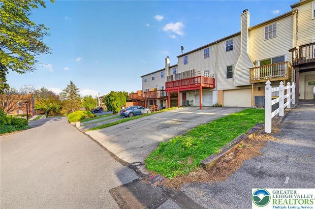 1407 Presidential Drive, Whitehall Twp, PA 18052