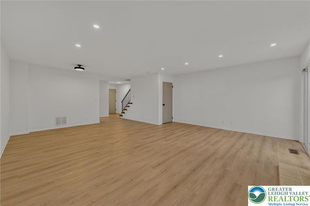1407 Presidential Drive, Whitehall Twp, PA 18052