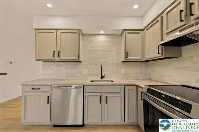 1407 Presidential Drive, Whitehall Twp, PA 18052