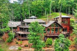 192 Delphi Hills Lane, Mccaysville, GA 30555