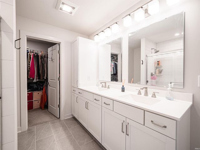 3077 Dowgate Drive, Newburgh, IN 47630