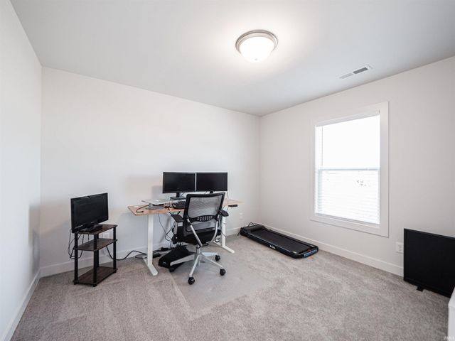 3077 Dowgate Drive, Newburgh, IN 47630