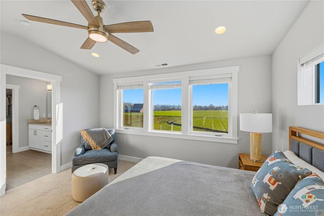 405 Maple Avenue, La Conner, WA 98257