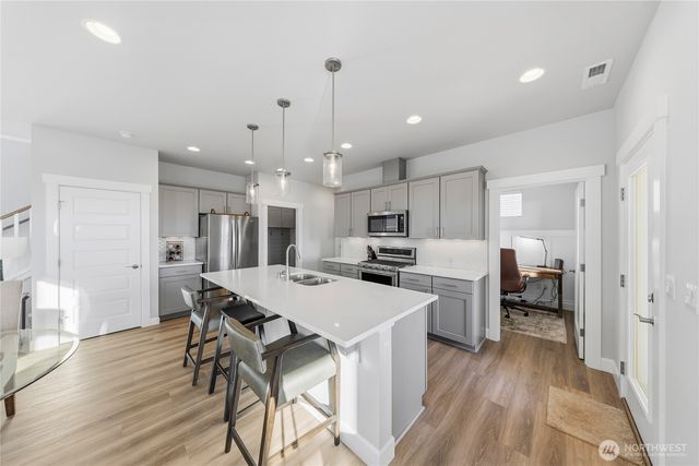 405 Maple Avenue, La Conner, WA 98257