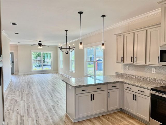 2286 Snowden Place, Mobile, AL 36609