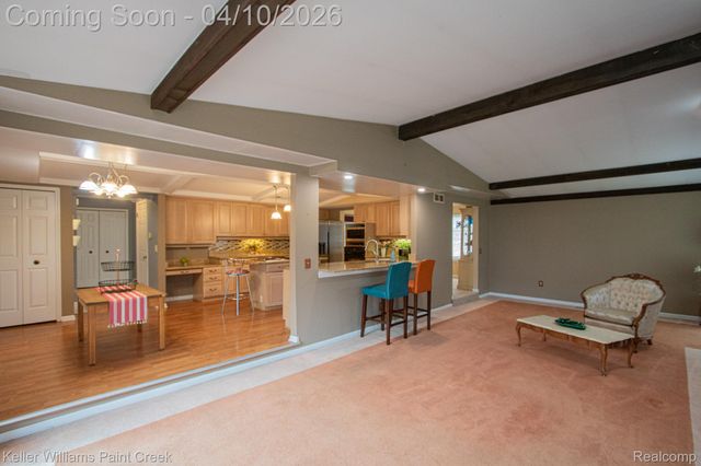 2800 Homewood Drive, Troy, MI 48098