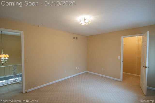 2800 Homewood Drive, Troy, MI 48098