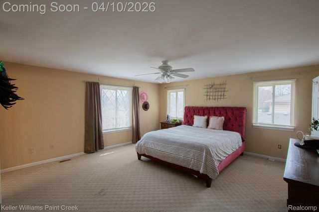 2800 Homewood Drive, Troy, MI 48098