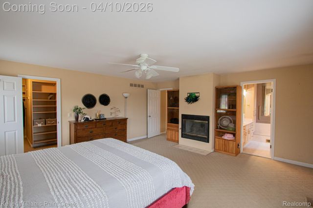 2800 Homewood Drive, Troy, MI 48098