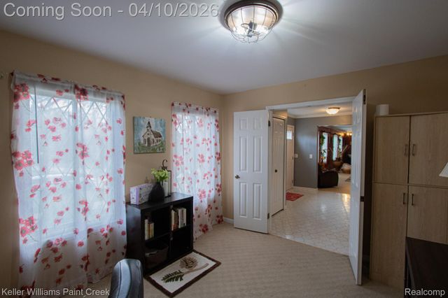 2800 Homewood Drive, Troy, MI 48098