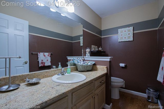 2800 Homewood Drive, Troy, MI 48098