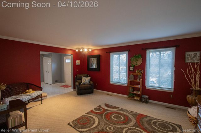 2800 Homewood Drive, Troy, MI 48098