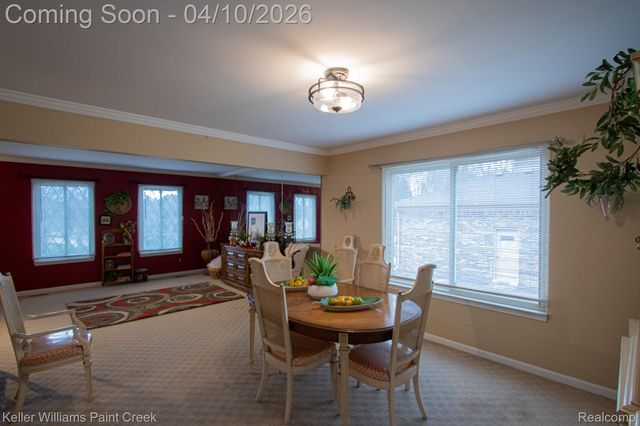 2800 Homewood Drive, Troy, MI 48098