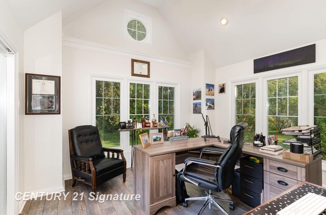 2265 E Brooks Road, Freeland, MI 48623