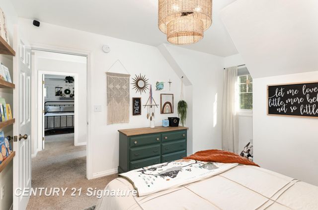 2265 E Brooks Road, Freeland, MI 48623