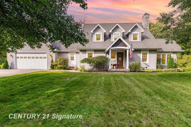 2265 E Brooks Road, Freeland, MI 48623