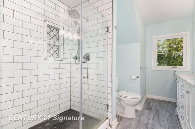 2265 E Brooks Road, Freeland, MI 48623