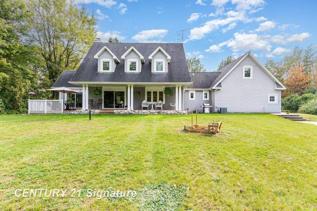 2265 E Brooks Road, Freeland, MI 48623