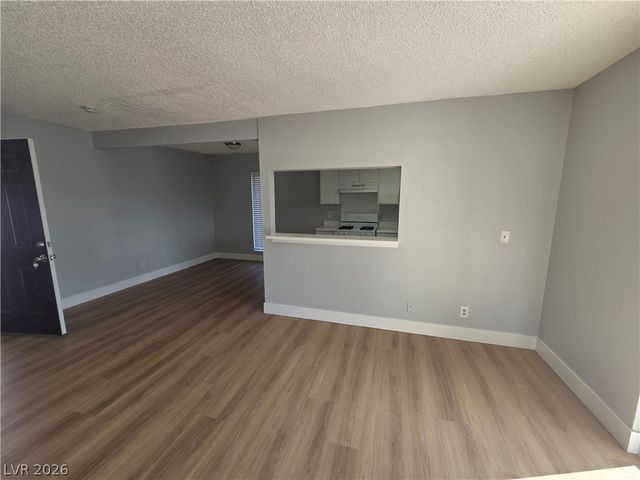 1405 Vegas Valley Drive 216, Las Vegas, NV 89169