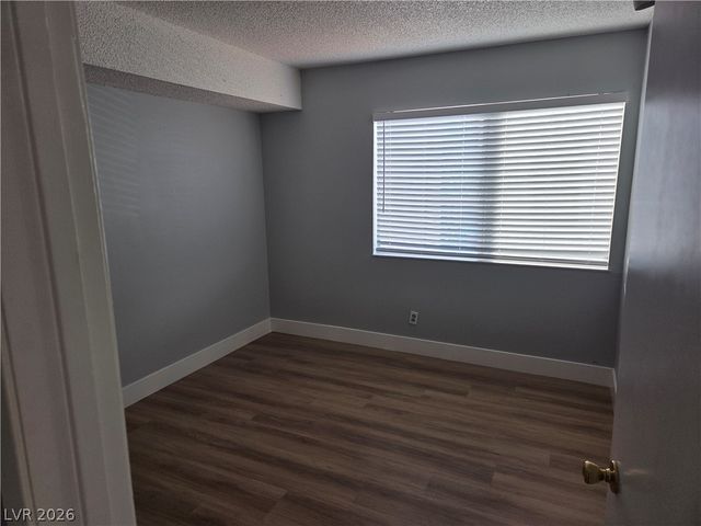 1405 Vegas Valley Drive 216, Las Vegas, NV 89169