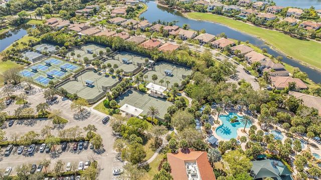 10185 Cameilla St, Parkland, FL 33076