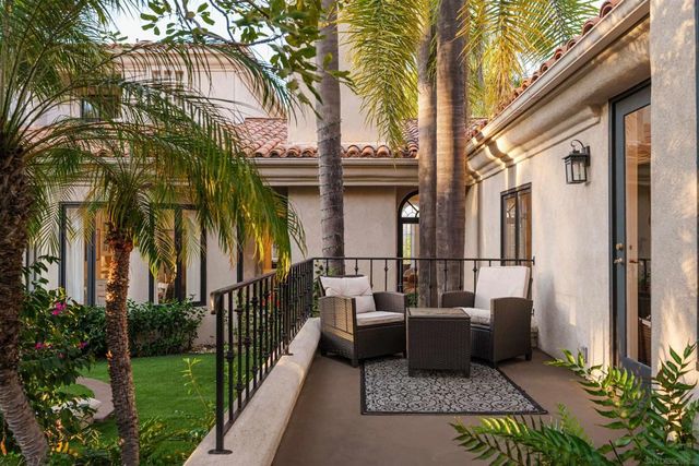 18136 Via Ascenso, Rancho Santa Fe, CA 92067
