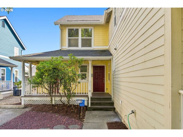 512 Ne ROSELAWN St, Portland, OR 97211