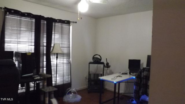 140 Harvest Road, Bristol, VA 24201