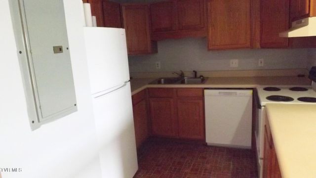 140 Harvest Road, Bristol, VA 24201