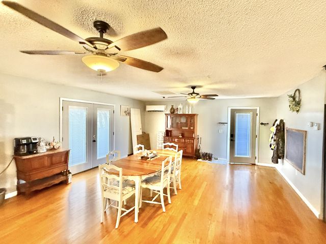 122 McIntyre Rd, Iron City, TN 38463