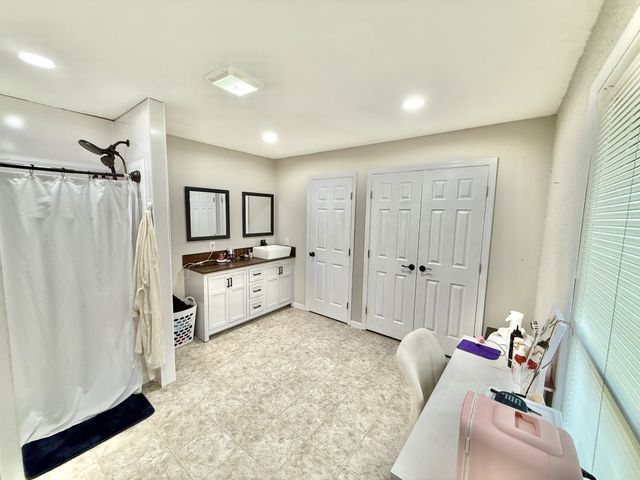 122 McIntyre Rd, Iron City, TN 38463