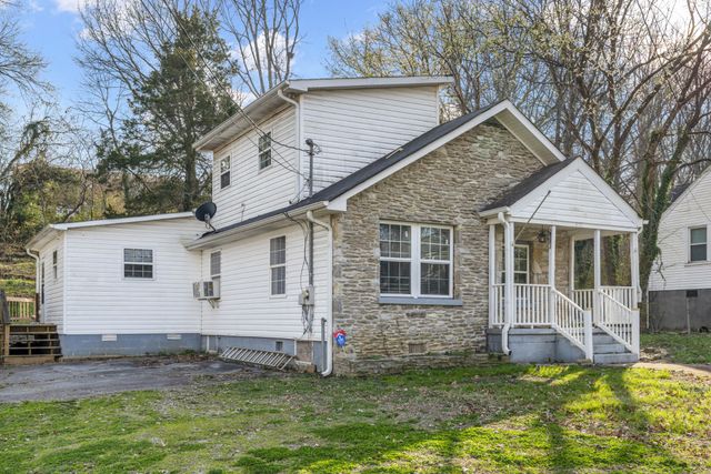 410 Swanson Blvd, Fayetteville, TN 37334