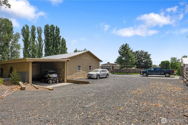 4872 Rd 6.5 NE, Moses Lake, WA 98837