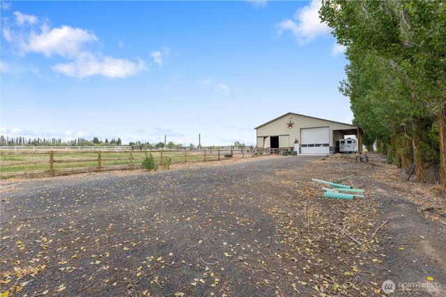 4872 Rd 6.5 NE, Moses Lake, WA 98837