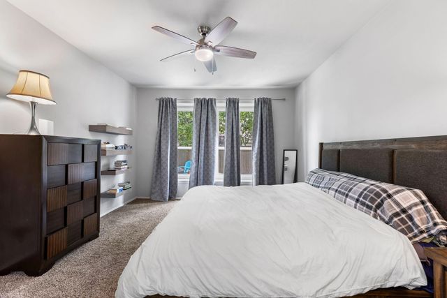 12002 Rockridge Falls Drive, Tomball, TX 77375