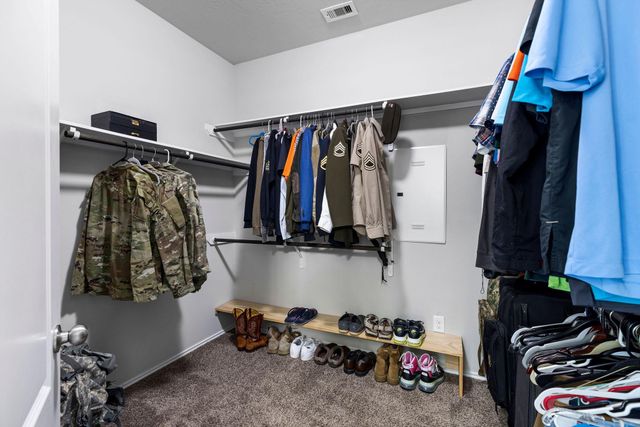 12002 Rockridge Falls Drive, Tomball, TX 77375